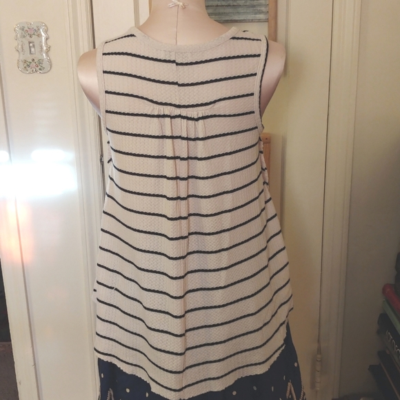 Sleeveless Striped Top Rad Clothing - Picture 3 of 8